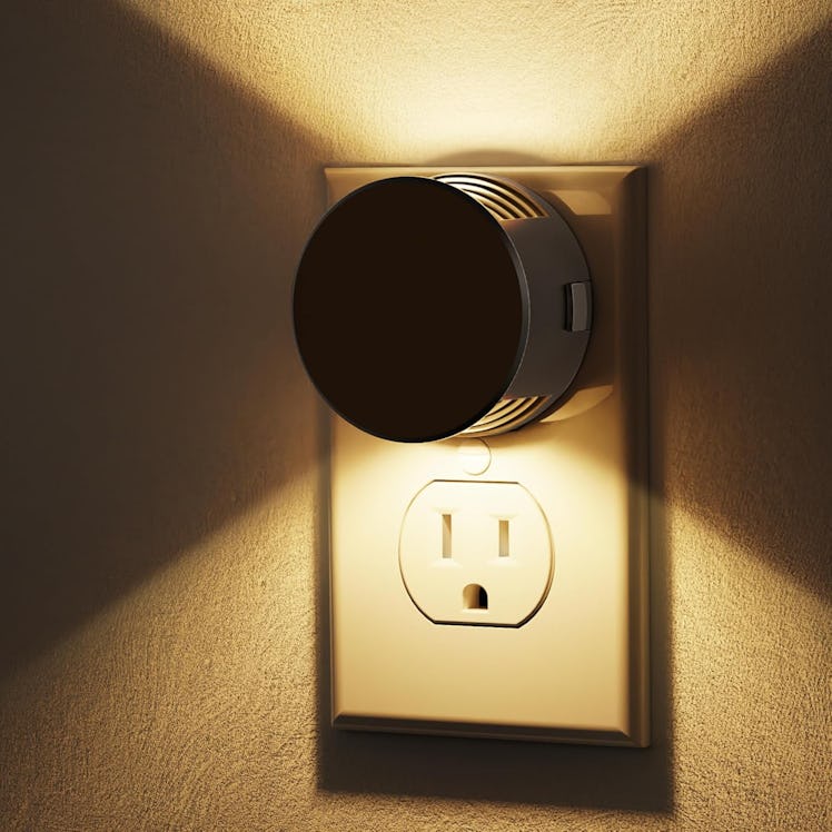Briignite Plug-In Night Lights (2-Pack)