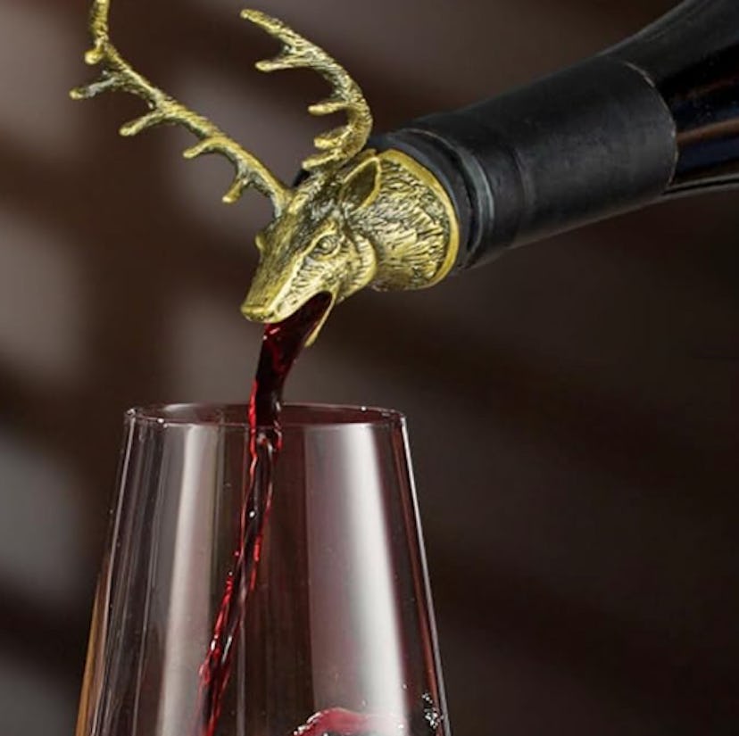 LKKCHER Deer Head Wine Bottle Pourer 
