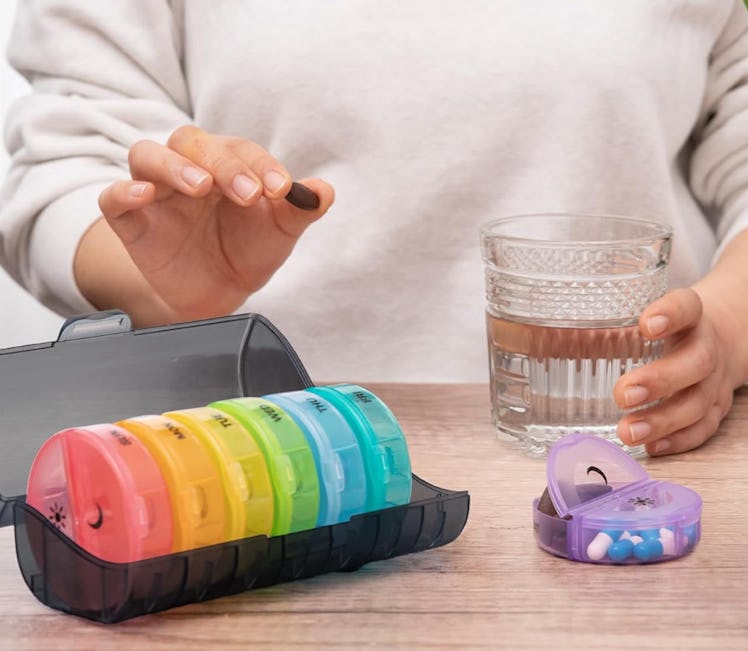 Sukuos Weekly Pill Organizer