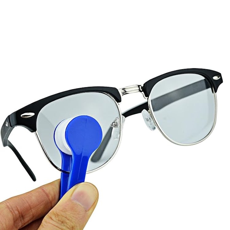 The Flash Microfiber Glasses Cleaner Tool (12-Pack)
