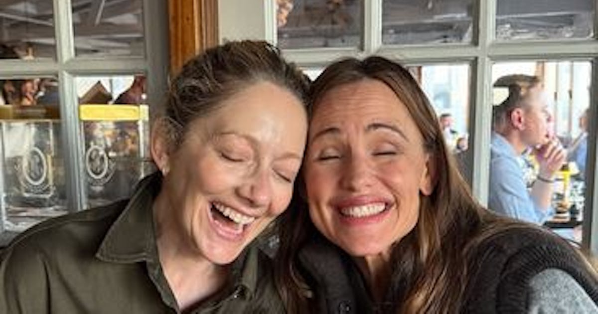 '13 Going On 30' Stars Jennifer Garner & Judy Greer Reunited - But Not For A Sequel