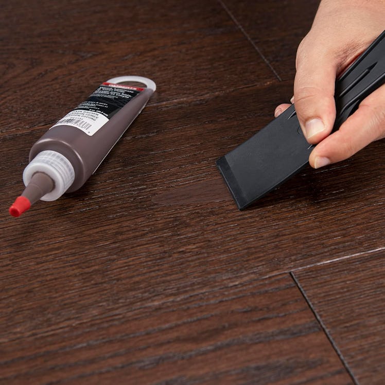 ROBERTS Quick-Repair Putty for Wood, Laminate & Vinyl