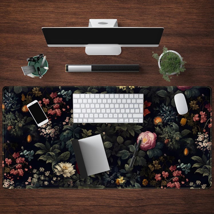 Mechanical Cattle Desk Pad