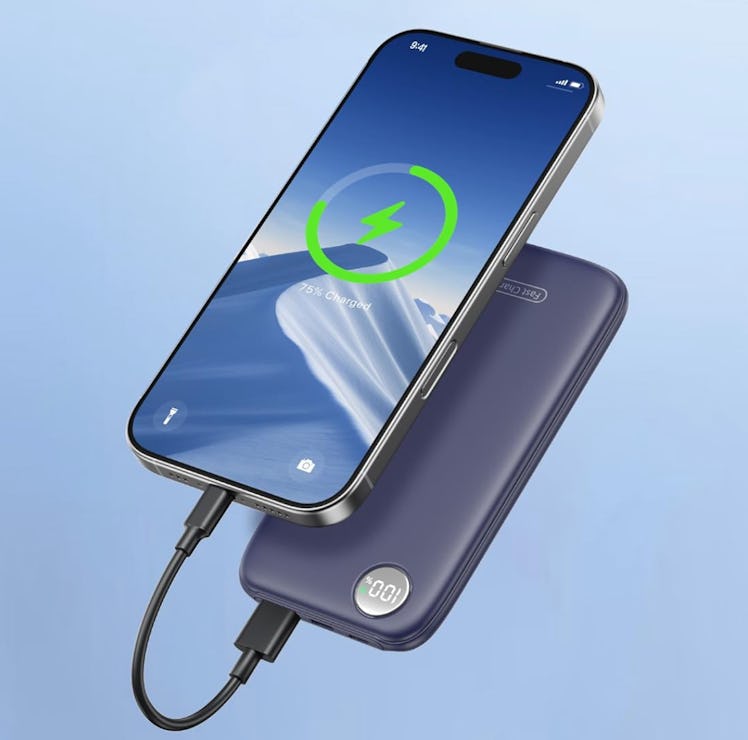 Ntaanoo Ultra Slim Portable Charger