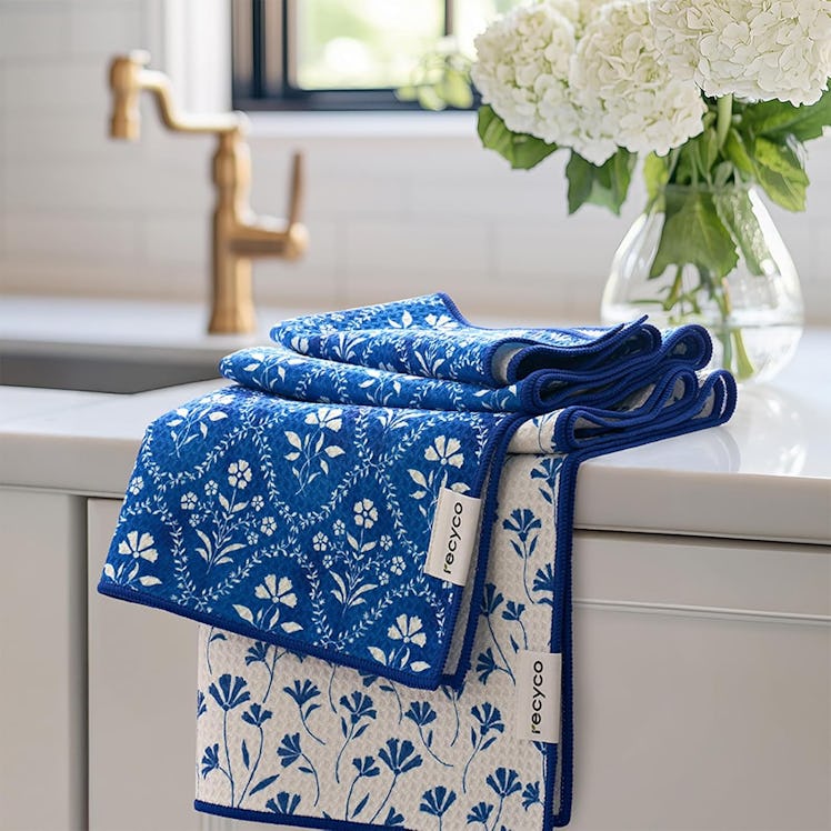 RECYCO Waffle Kitchen Towel Set (Set of 2)