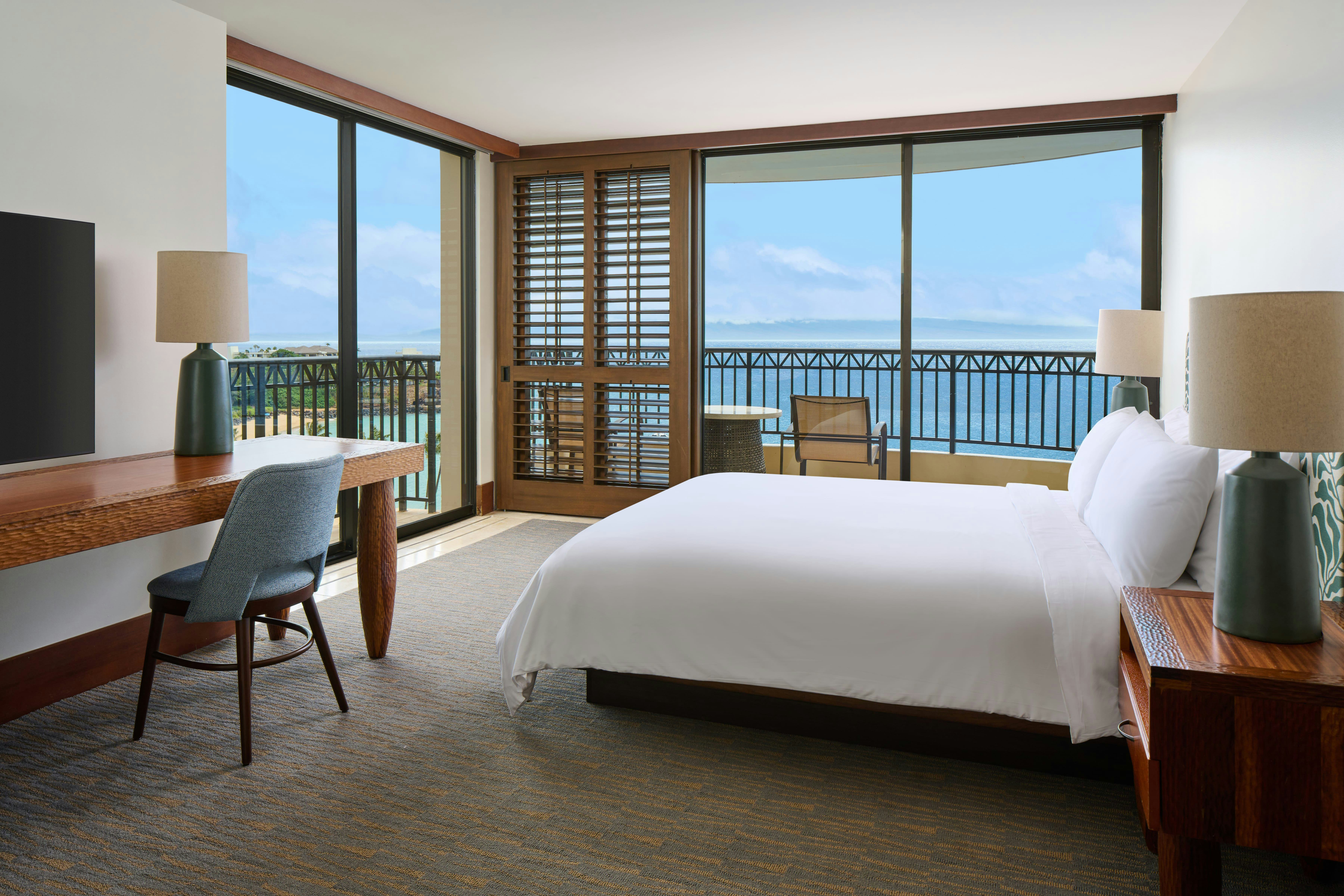 Royal Lahaina Resorts & Bungalows