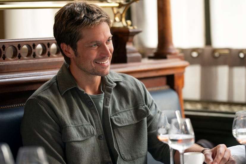 Lucas Bravo is returning for 'Emily in Paris' Season 5 but isn't in the official teaser.