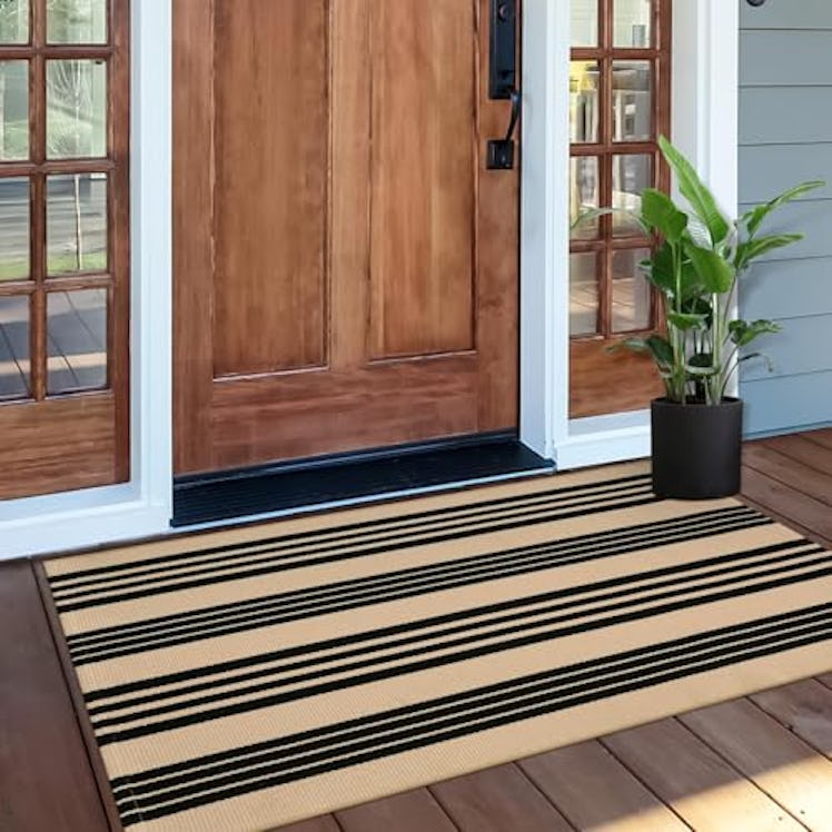 OJIA Christmas Front Door Mat 24"x51", Machine Washable Porch Rug Outdoor Door Mat Striped Entryway ...