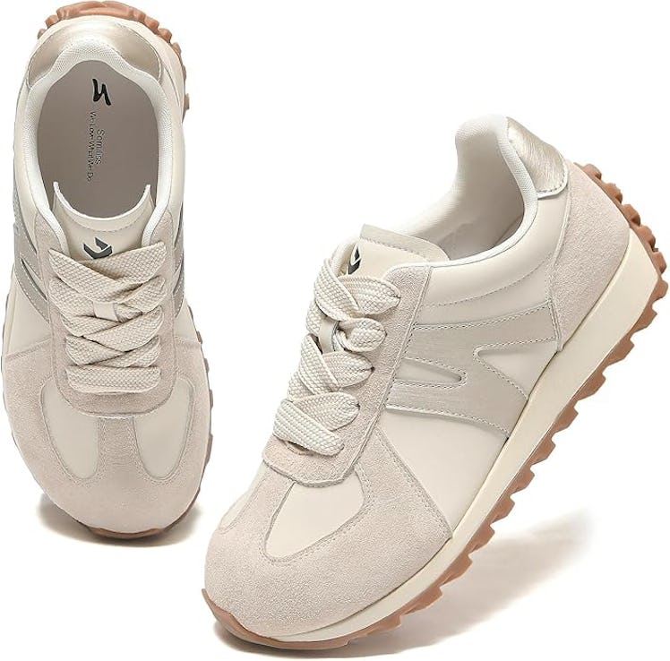 somiliss Wide-Toe Sneakers