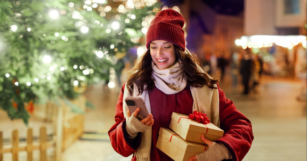 4 Easy Ways To Outsmart Your Holiday Spending