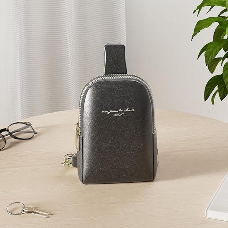 INICAT Sling Crossbody Bag