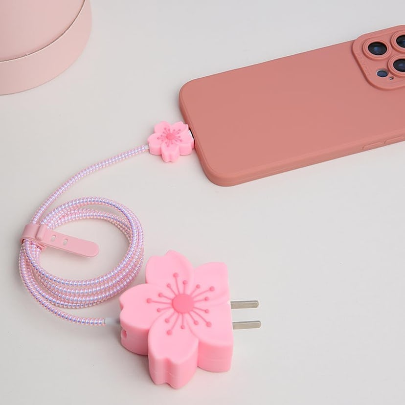 Yluirktfa Charger Cover