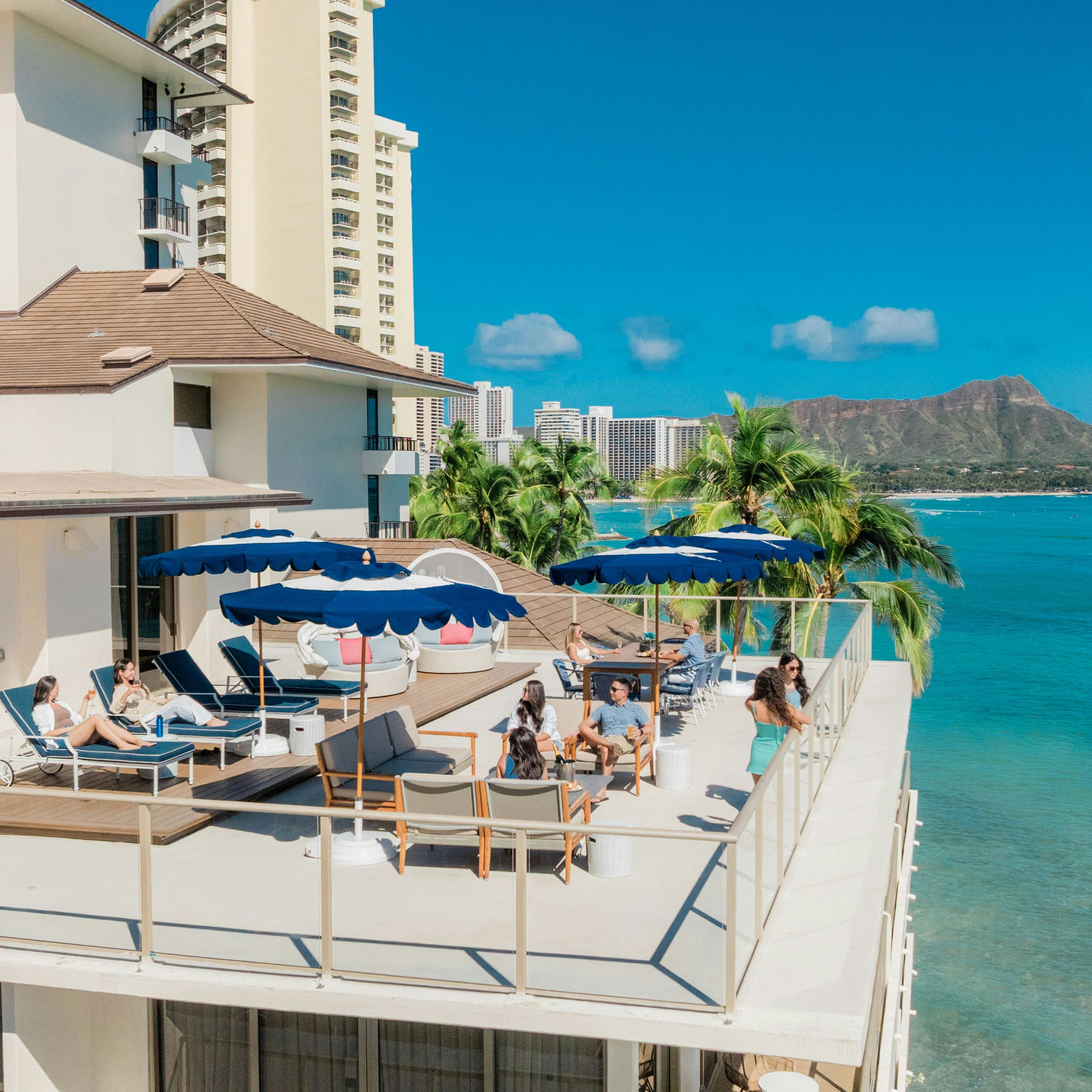 OUTRIGGER Reef Waikiki Beach Resort