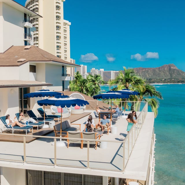 OUTRIGGER Reef Waikiki Beach Resort