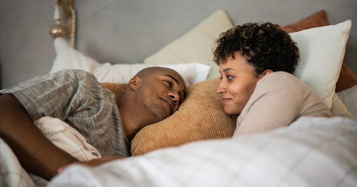 The Sex Tip Every Exhausted Parent Needs To Hear, According To A Psychotherapist