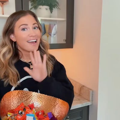 A Mom Leaves A Halloween Candy Bowl Out All Month For Her Kids