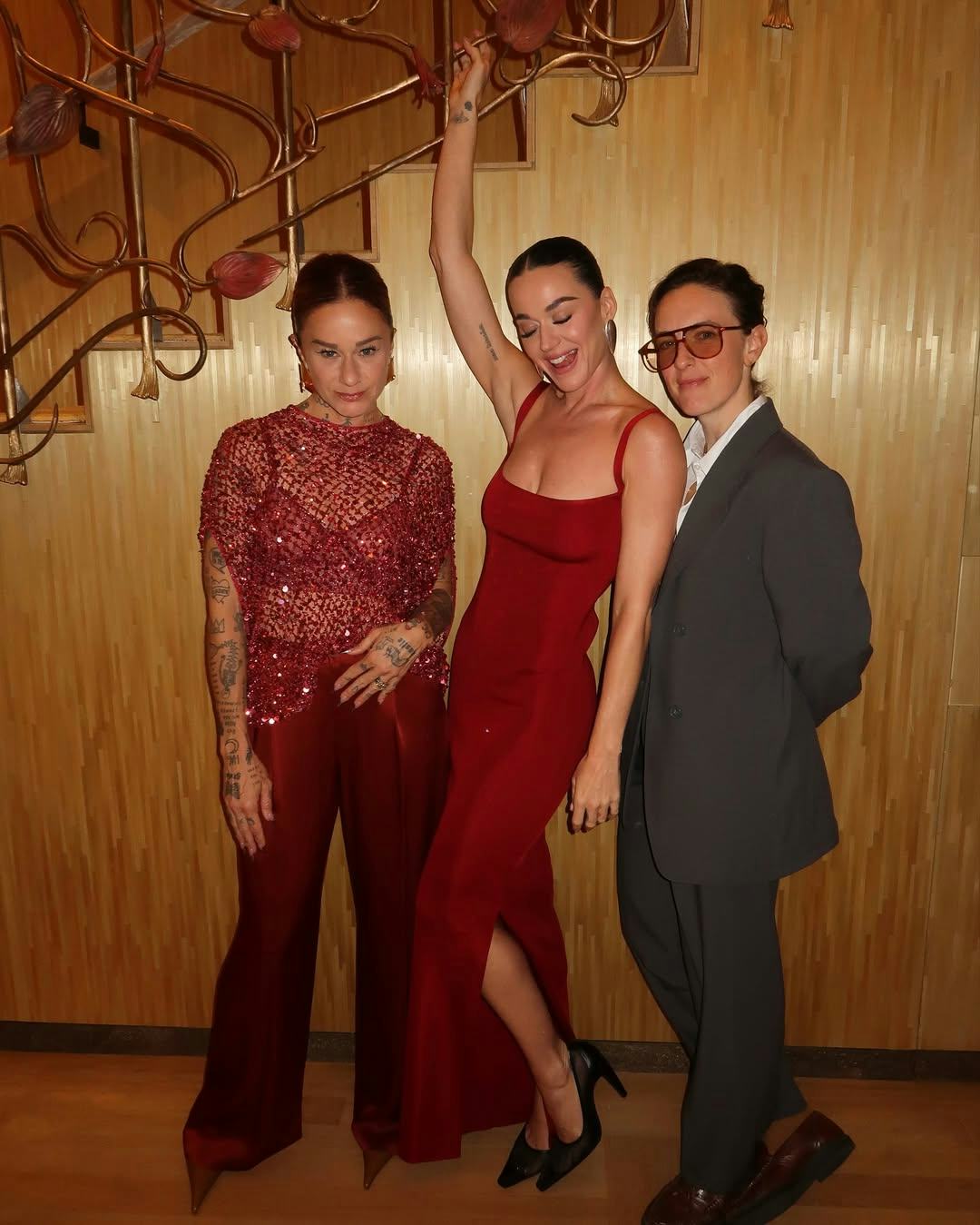 Katy Perry wore a backless dress for her 41st birthday date with Justin Trudeau.