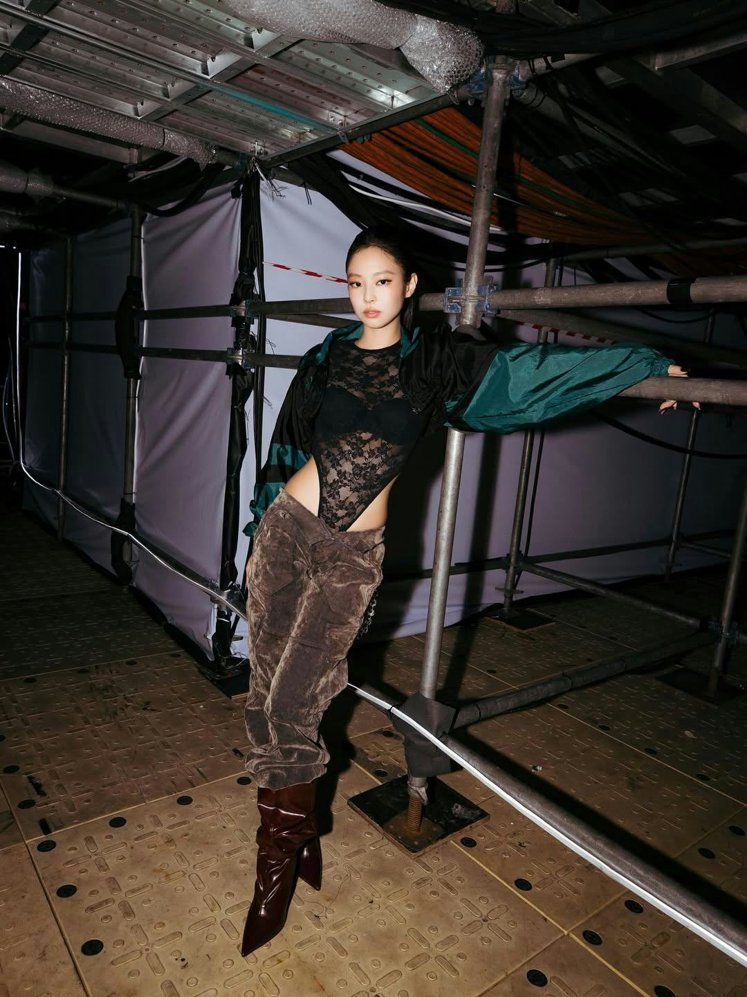 Jennie's Lace Body Suit Is All About “Bad Taste”