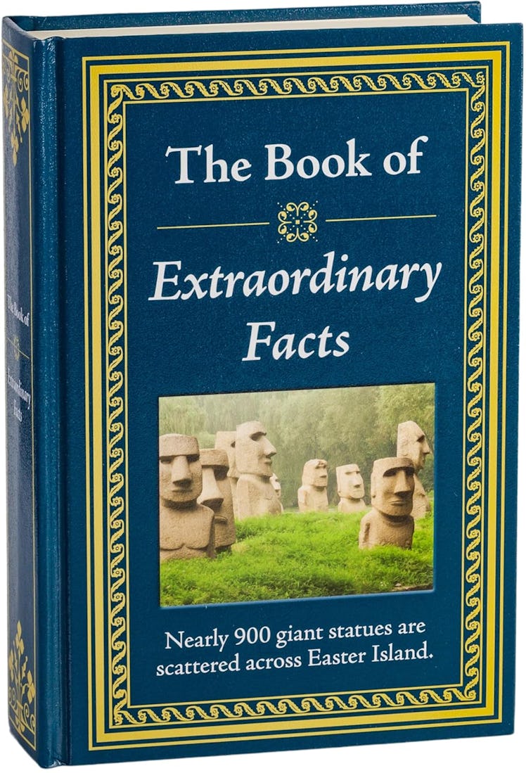 The Book of Extraordinary Facts by Publications International Ltd. 