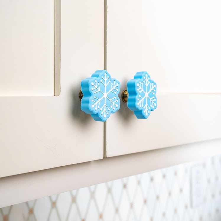 Knobēz Decorative Knob Covers (12-Pack)