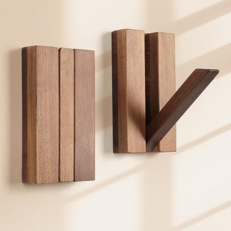 KYIAANY Acacia Wood Foldable Wall Hooks (2 Pieces)