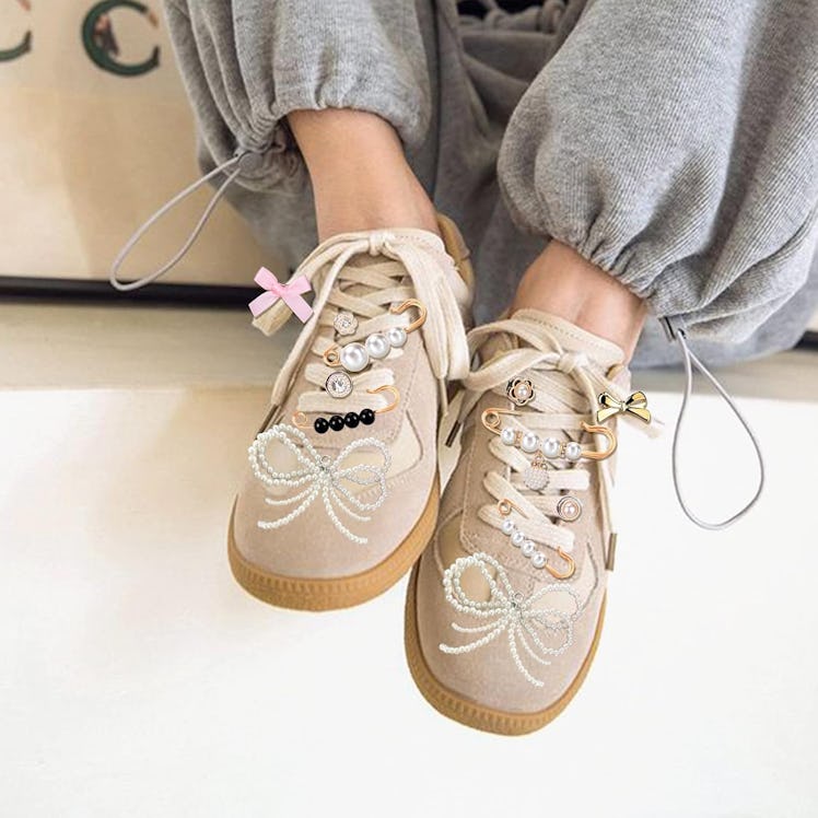 Mity rain Shoe Charms (30 Pieces)