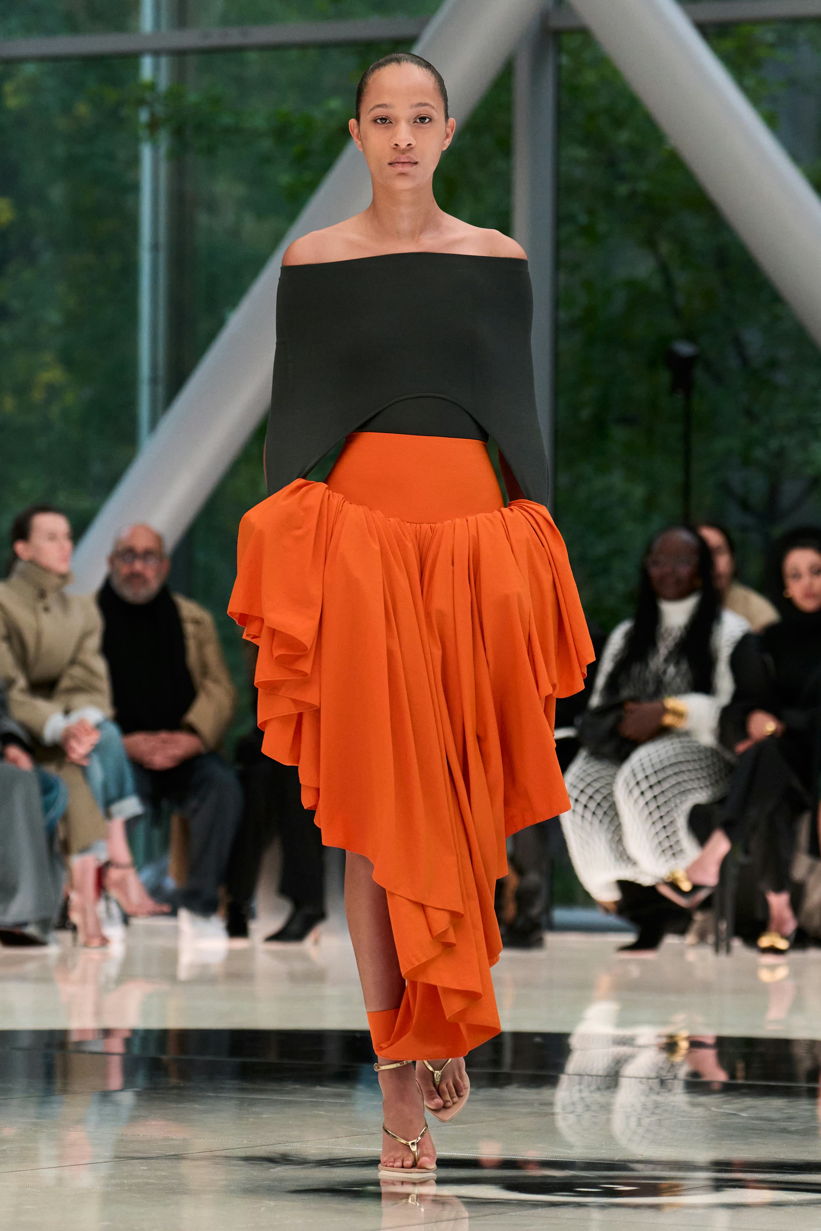 ALAIA Paris レザースカート　36 Alaïa Spring 2026 Ready to Wear Runway, Fashion Show & Collection