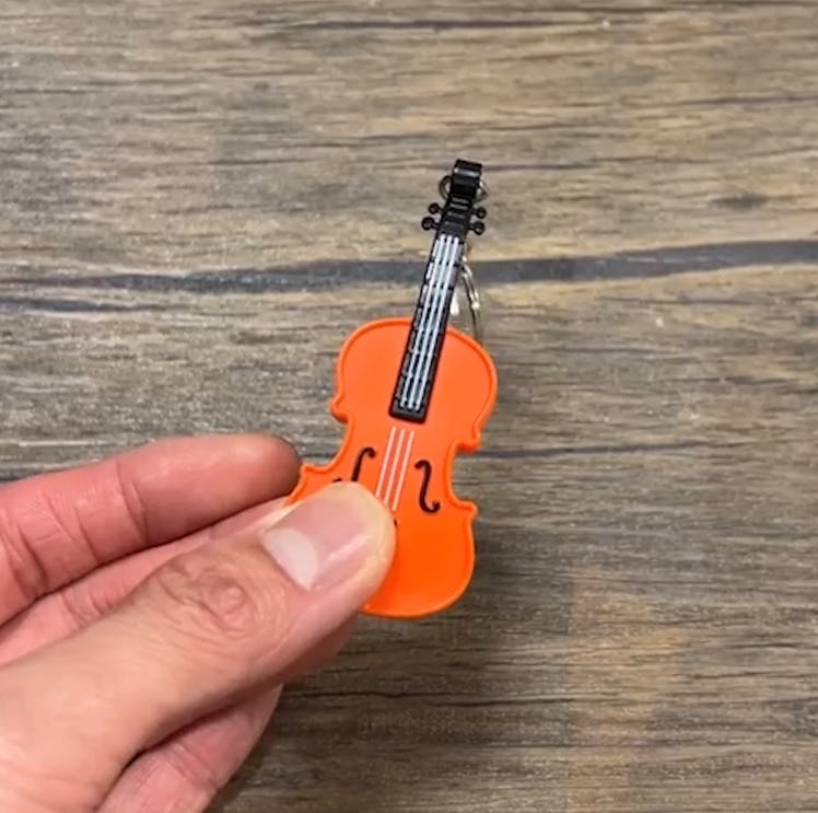 MunnyGrubbers Original World's Smallest Violin Toy Keychain With Sound