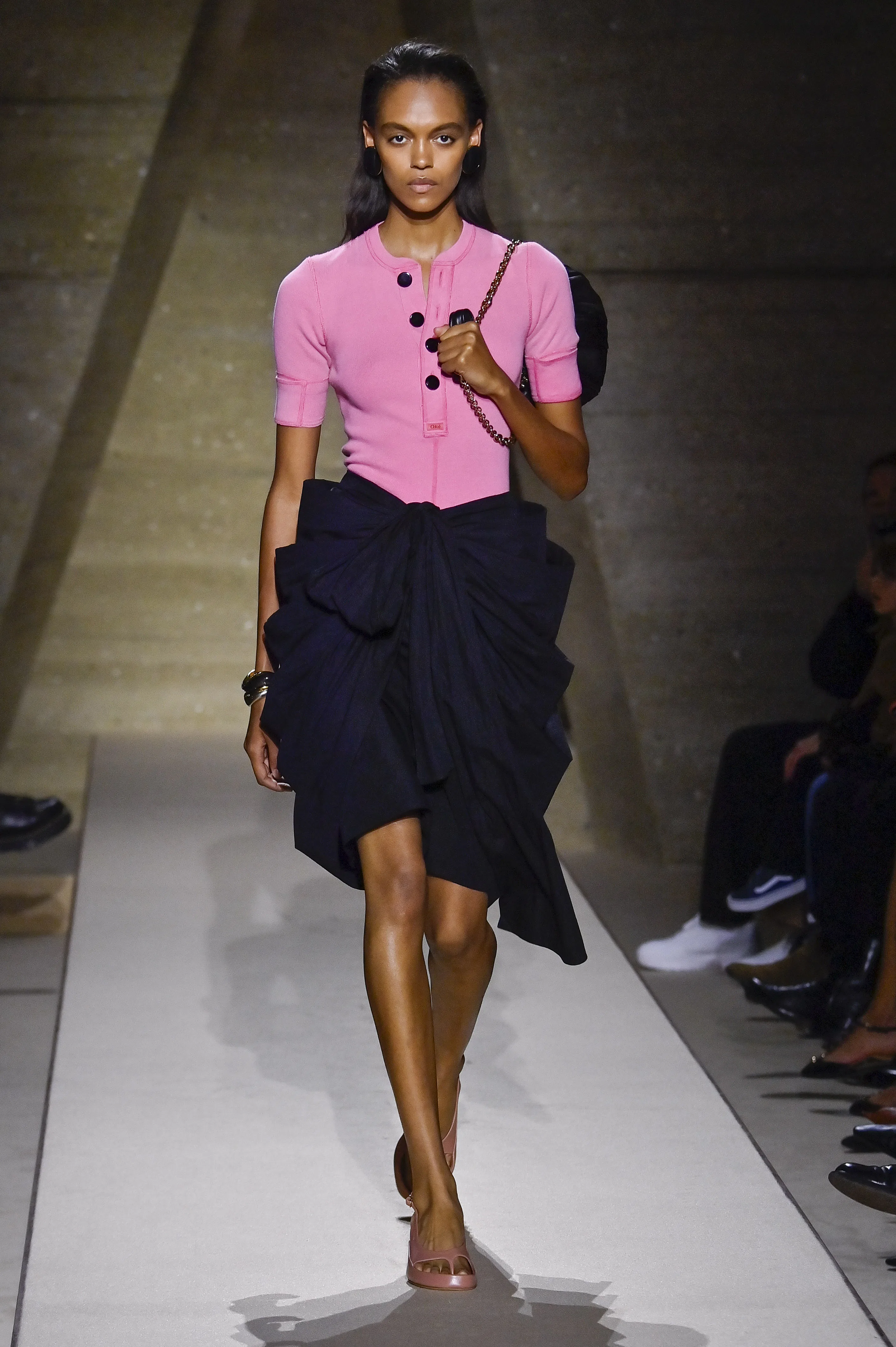 At Chloé, Chemena Kamali Gives 1950s Florals a Couture Flourish