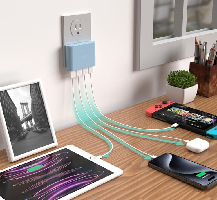 iHome Slim 4-Port USB Wall Charger