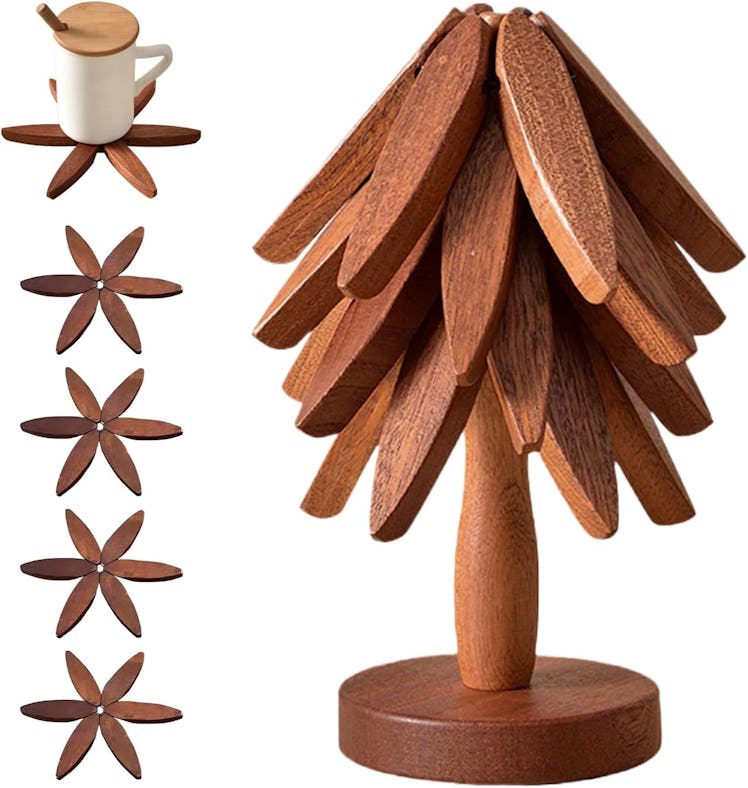 OFCTE Wooden Trivets and Stand (5 Pieces)