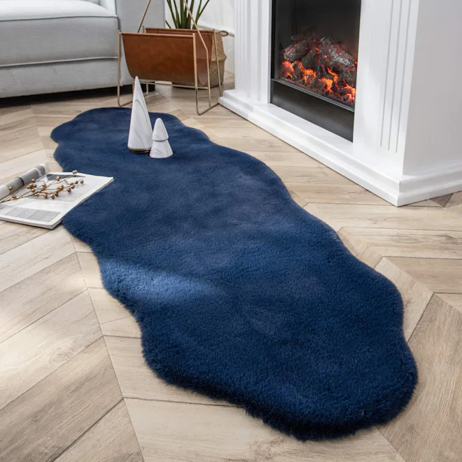 Ashler Faux Fur Rug