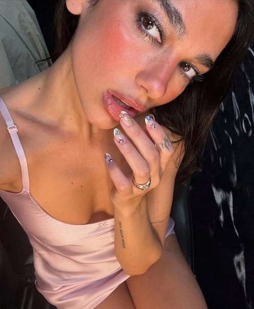Dua Lipa Best Manicures