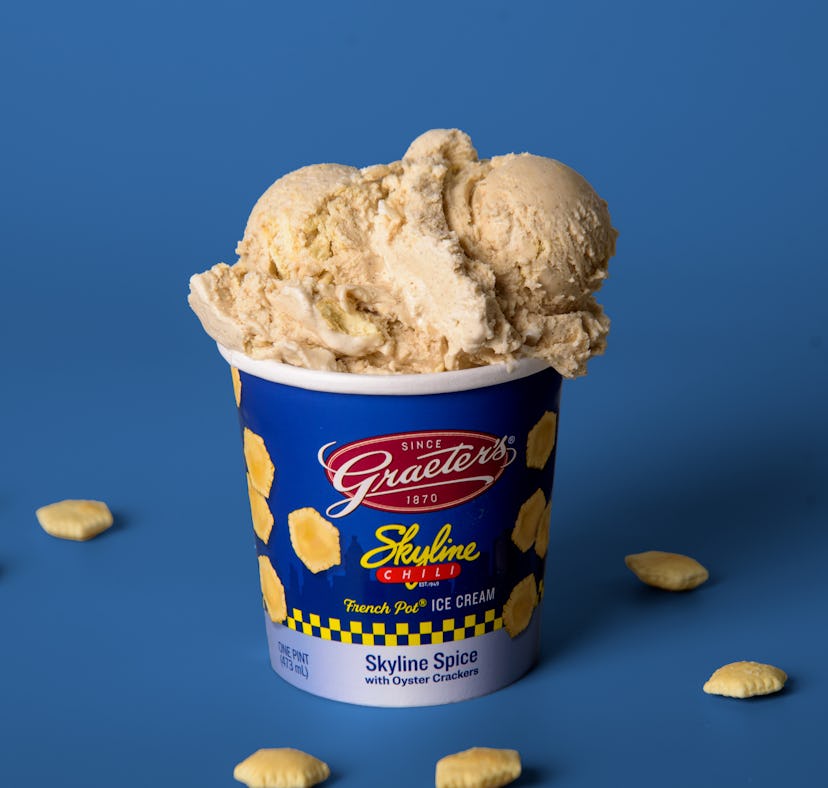 I tried Skyline and Graeter's Skyline Spice Ice Cream inspired by Skyline Chili.