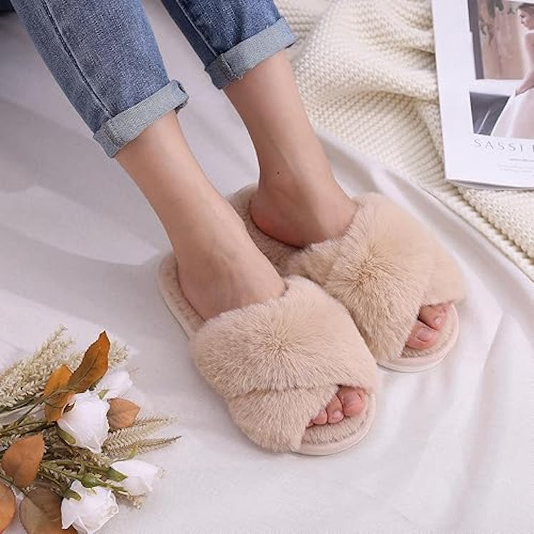 Evshine Fuzzy Memory Foam Slippers