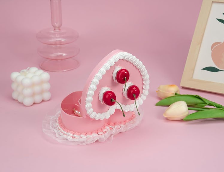 Stylor Cherry Pink Cake Jewelry Box