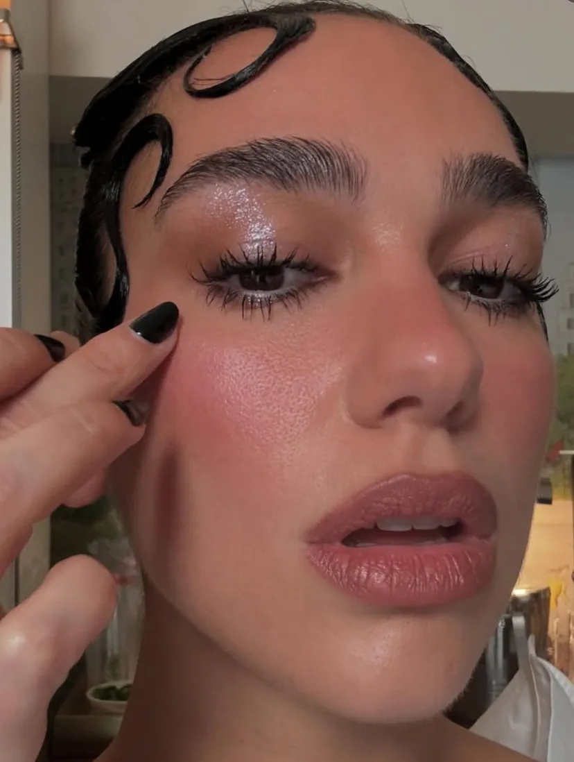 holographic eye makeup dua lipa