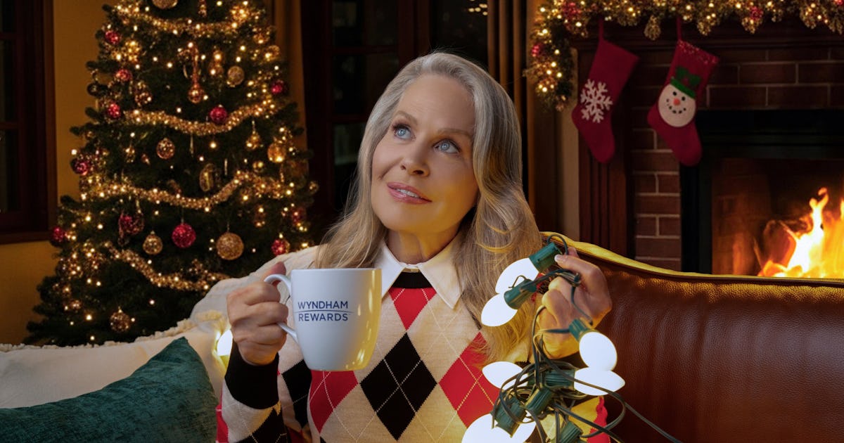 Beverly D'Angelo Says She's 100% Ellen Griswold - & She Thanks Her Mom For It