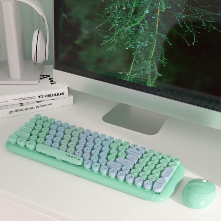 UBOTIE Retro Keyboard
