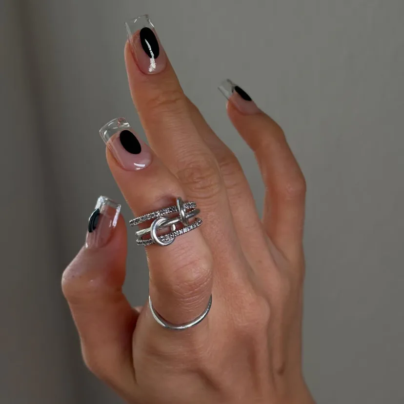 winter 2026 nail trends