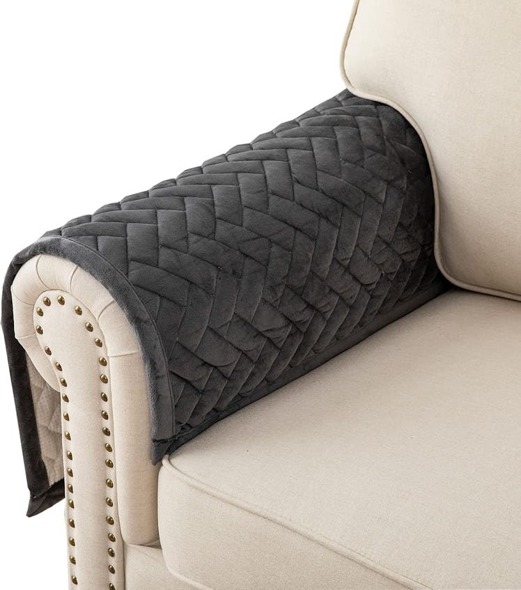 Eismodra Armrest Cover 