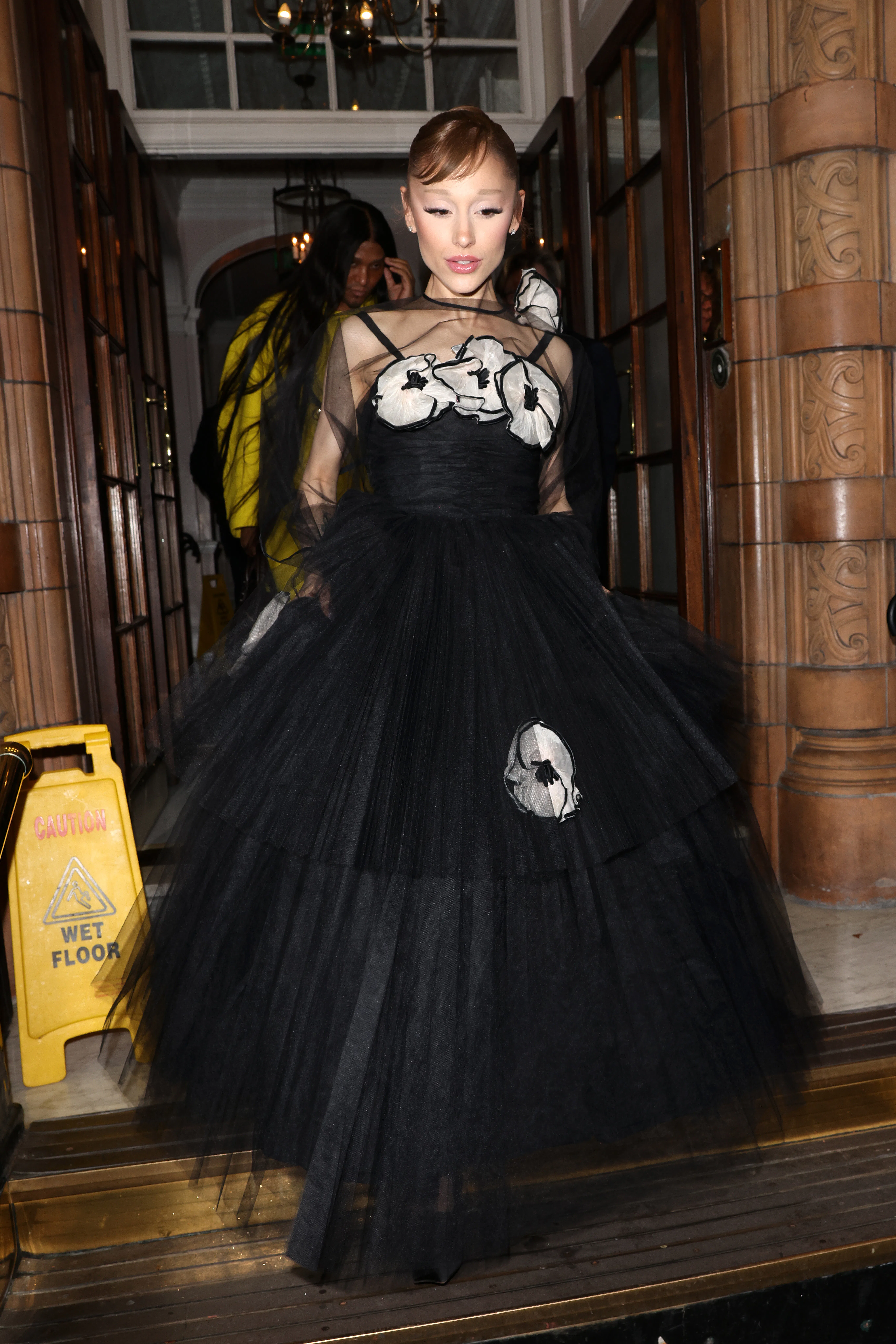 Ariana Grande's 'Wicked: For Good' Press Tour Looks: See All the Glinda  Fashion
