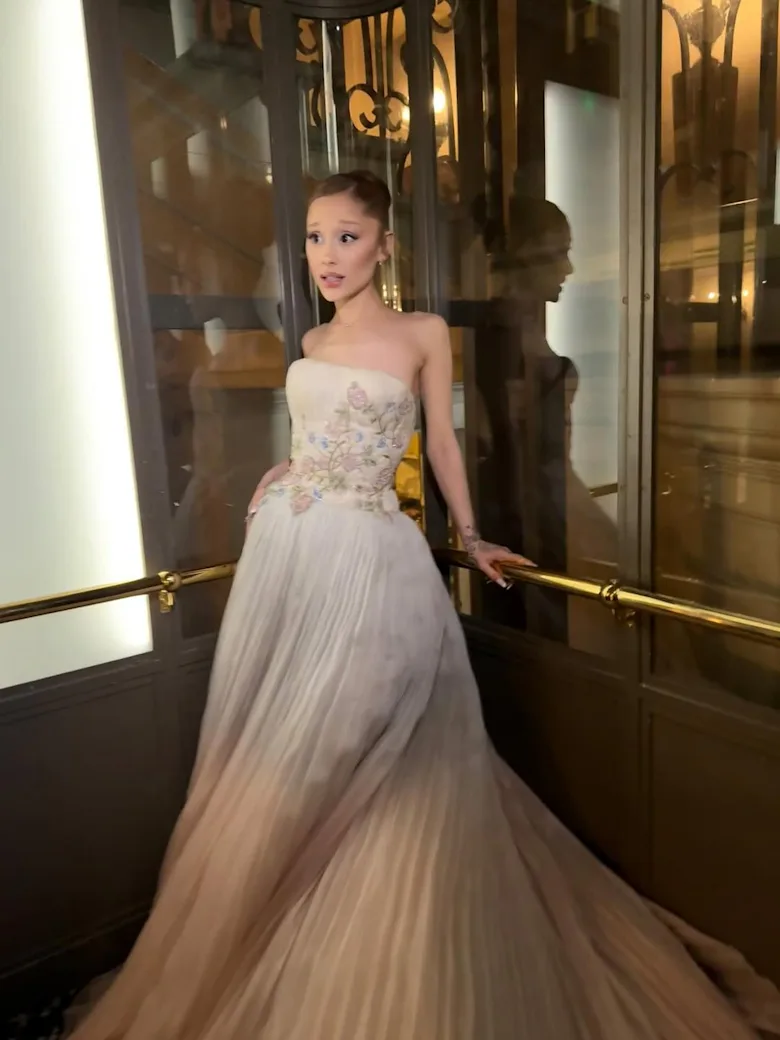 Ariana Grande's 'Wicked: For Good' Press Tour Looks: See All the Glinda Fashion Ariana Grande's 'Wicked: For Good' Press Tour Looks: See All the Glinda Fashion