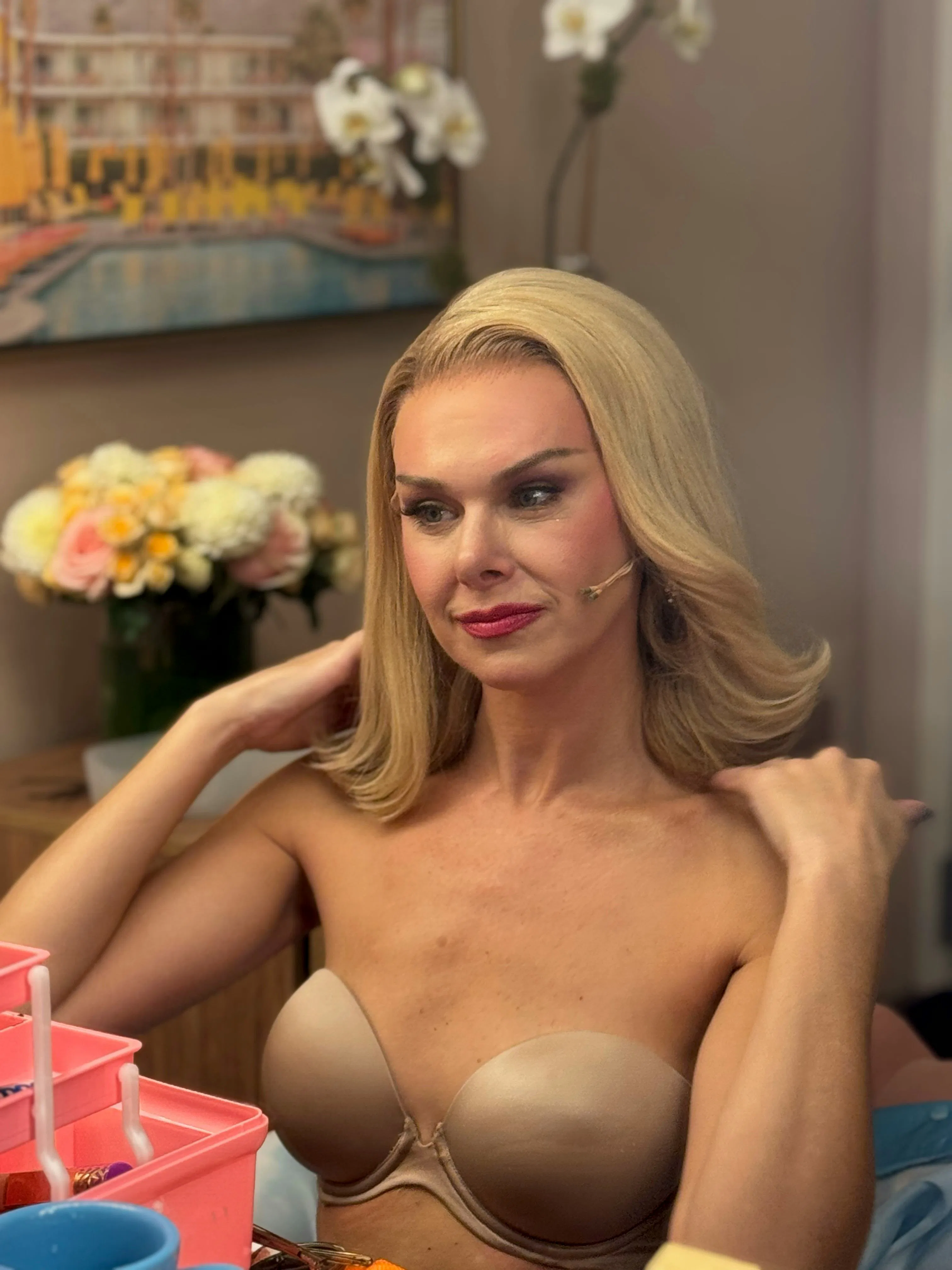 Laura Bell Bundy Gets Ready For 'Romy & Michele' Opening Night