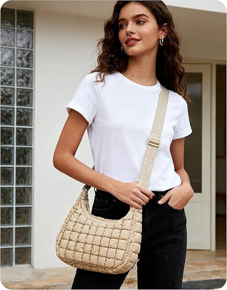 BAGSMART Quilted Puffy Crossbody Bag