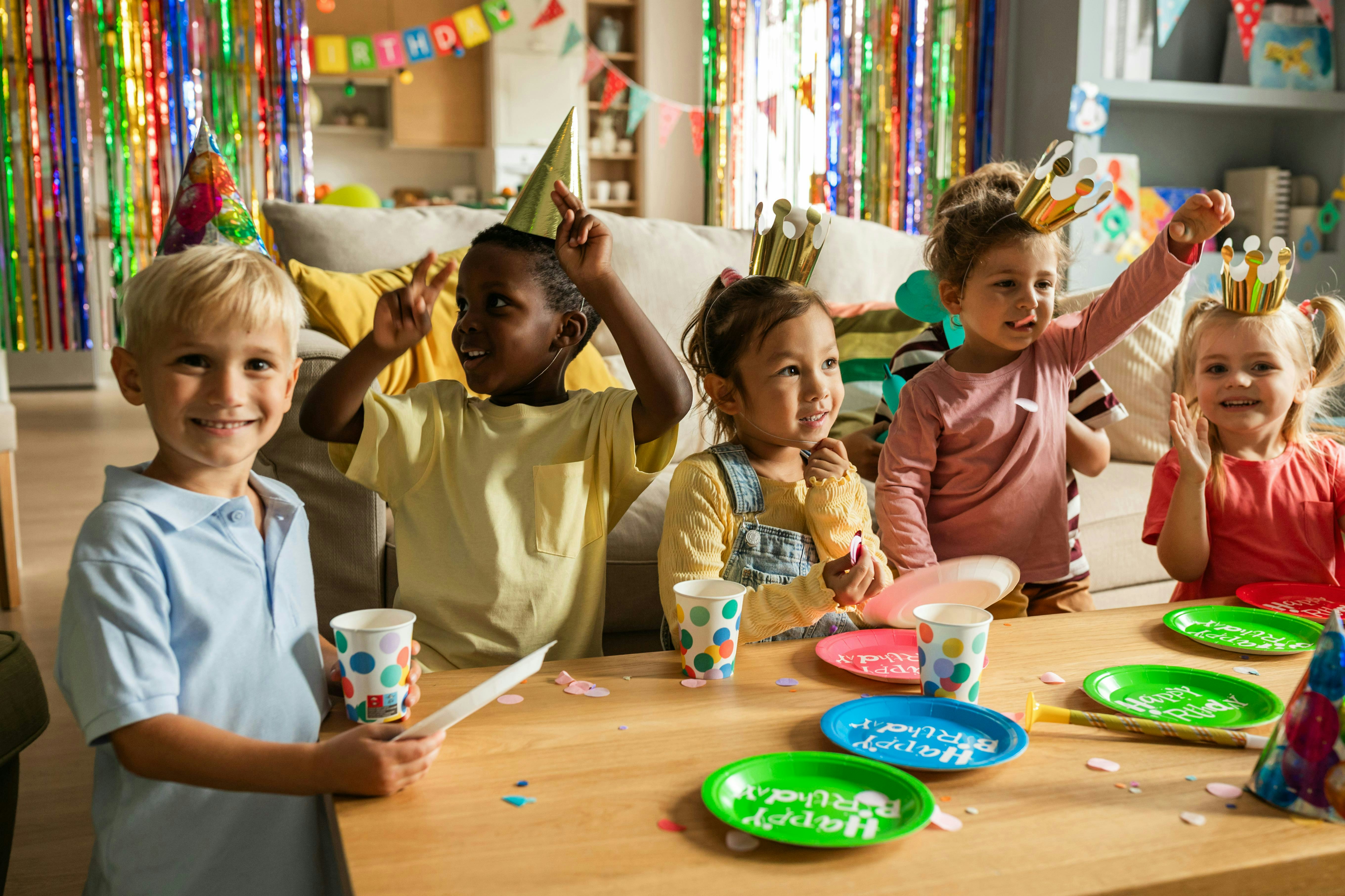 A Mom On Reddit Asked For Low-Cost Gifts To Bring To Kid's Birthday