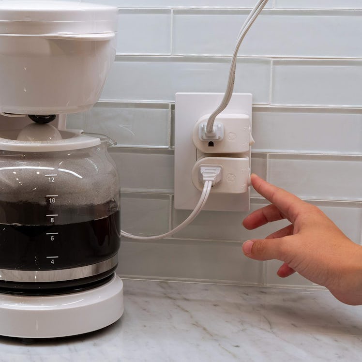 GE Energy Efficient Grounded Power Switch