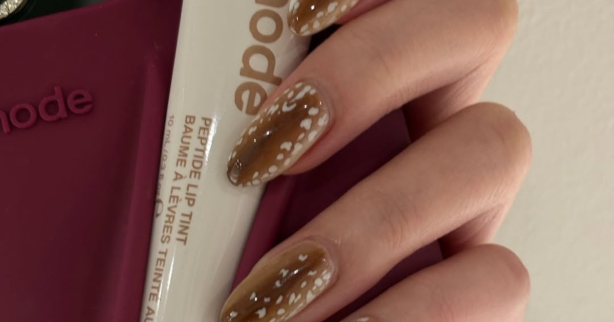 Move Over Leopard Print - "Bambi Nails" Are Taking Over The Mani World This Winter