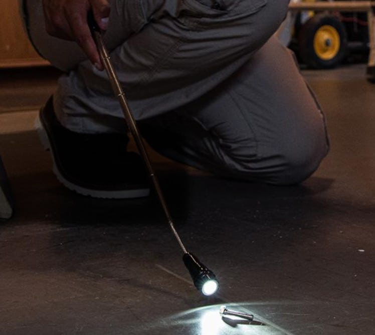 RAK Magnetic Pickup Tool with LED Flashlight