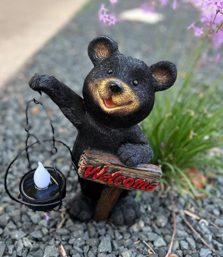 VP Home Welcome Sign Bear 